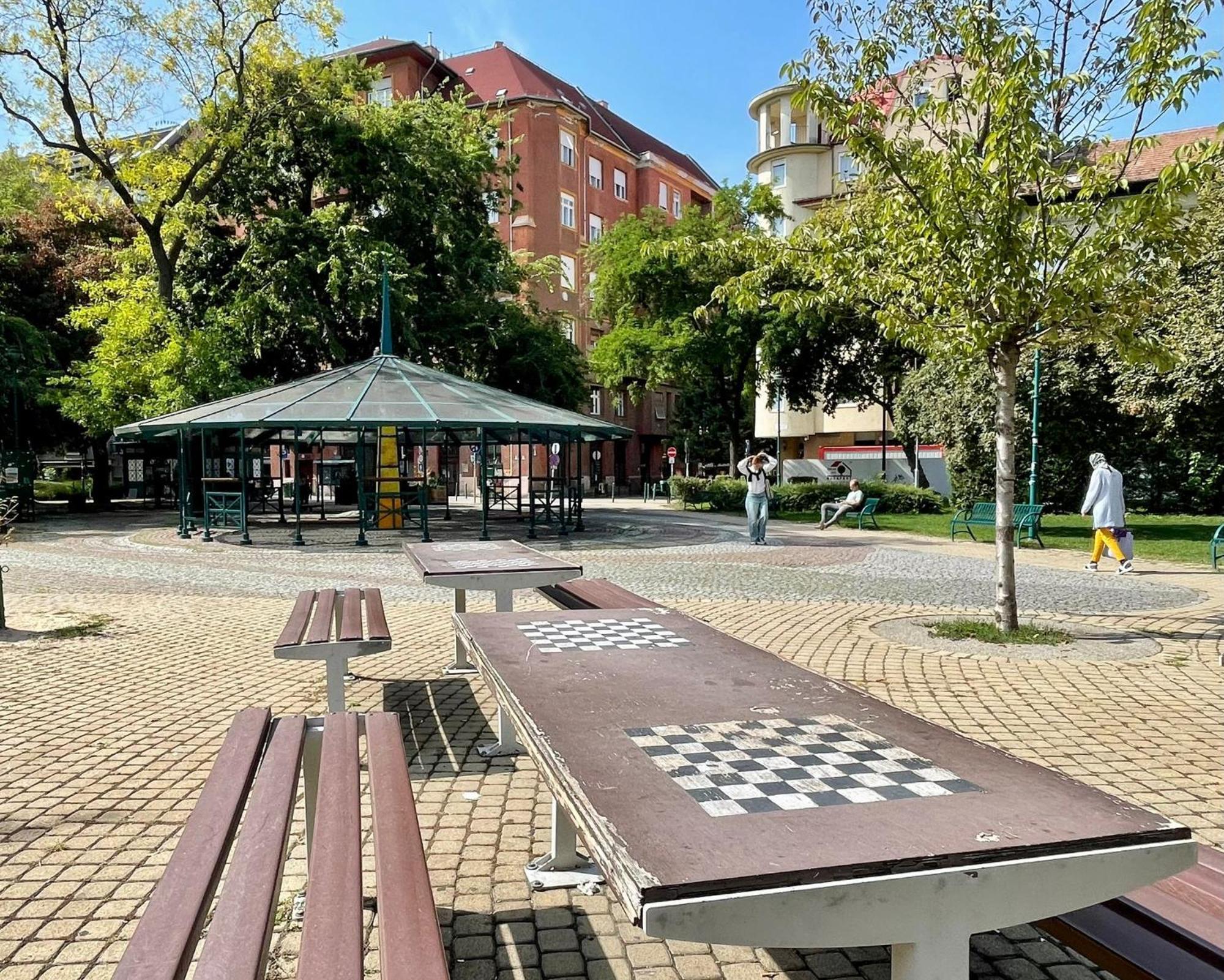Green City Apartment Budapest - Free Garage, Ac, Balcony, Wi-Fi Budapeste Exterior foto